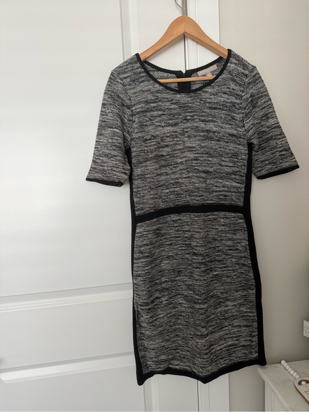 Banana Republic thick knit polyester dress size Medium